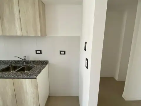 Departamento en Alquiler en Ituzaingo Norte, $ 650.000