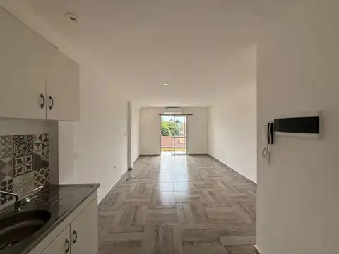 Luchessi 2800, Piso 2