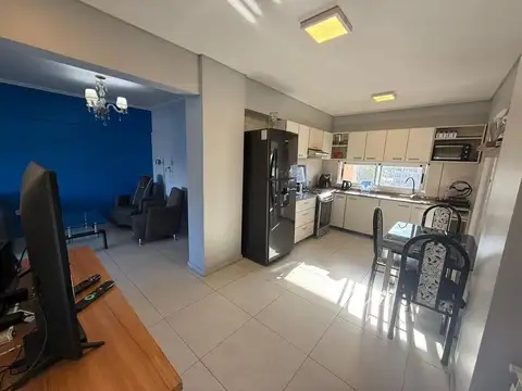 Departamento 3 ambientes con 2 baños