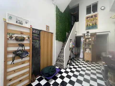 Depto Tipo Casa en Venta 80 años