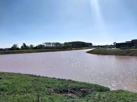 VENTA LOTE 995m2 - VISTA A LA LAGUNA - CANNING