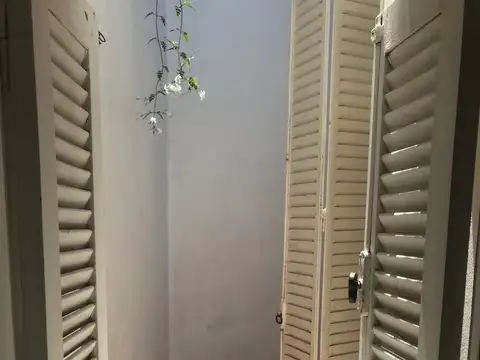 Depto Tipo Casa en Alquiler en Florida Mitre/Este, $ 750.000