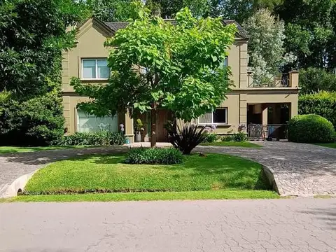 Casa en Alquiler en Countries y Barrios Cerrados en Moreno, USD 36.000