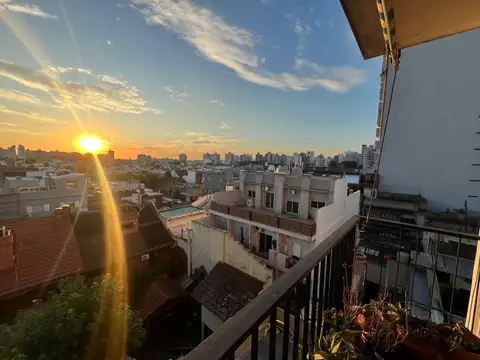 Bmé. Mitre al 1800 Depto. 3 amb. SEMIPISO C/ DEP. DE 78M2