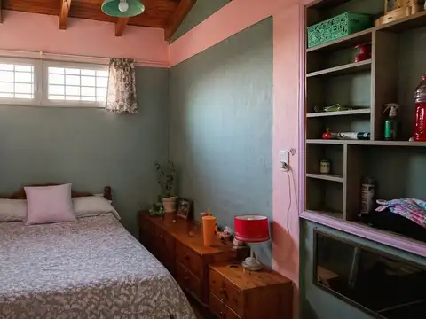 Casa en Alquiler con 3 cocheras