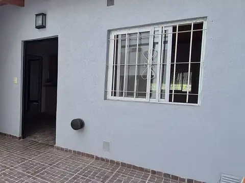 Depto Tipo Casa en Alquiler en Ciudadela, $ 780.000