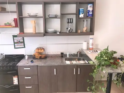 Casa 3 ambientes con 2 baños