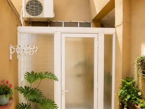 Depto Tipo Casa en Venta de 3 ambientes