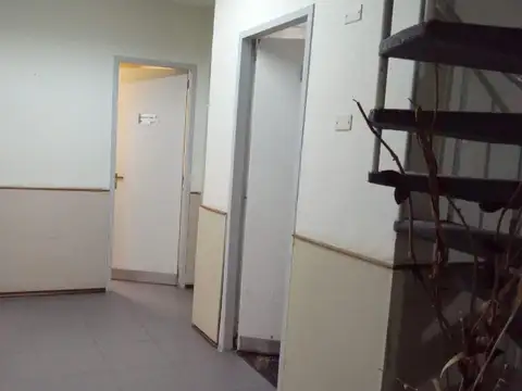 Oficina en Alquiler al Noreste