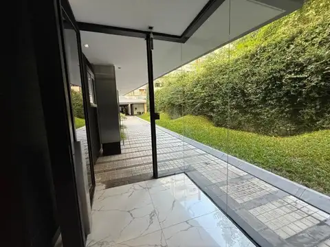 Planta baja 2 ambientes en Palermo Botánico — apto profesional