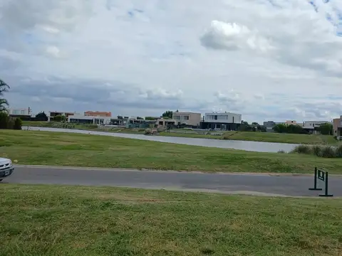 Terreno en Venta en San Sebastian, USD 50.000