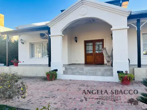 Av Libertador San Martin, Los Cardales.