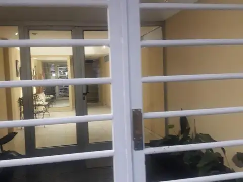 Departamento 2 ambientes con cochera Moron Centro