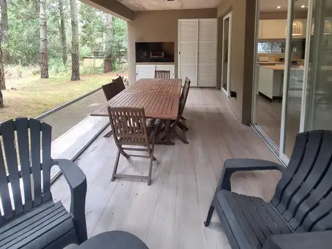 Casa en Alquiler Temporal en Costa Esmeralda, USD 250