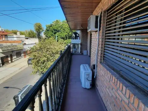 Zelada 5800