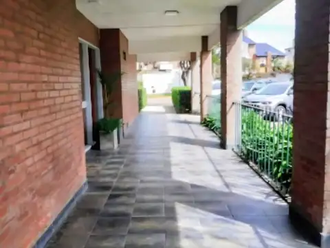 Departamento en Alquiler en Haedo, $ 800.000