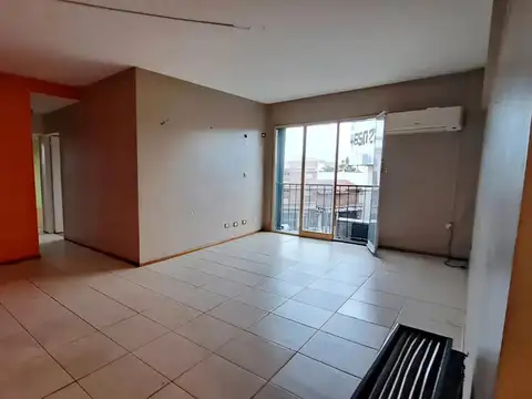Departamento en alquiler - 3 Dormitorios 2 Baños - Haedo