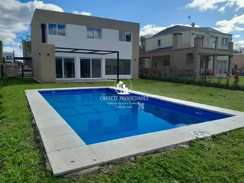 Oportunidad. Casa en venta de 5 Ambientes y Pileta. Barrio San Pablo. Pilar.