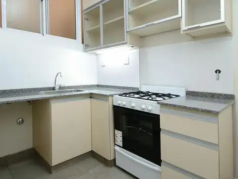 Departamento en Alquiler en Caballito, $ 650.000