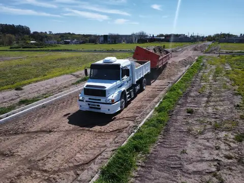 Terreno en Venta en Tezanos Pinto, USD 14.000