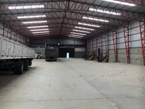 Excelente Depósito en Alquiler en Rosario