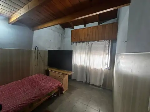 Depto Tipo Casa en Venta 40 años