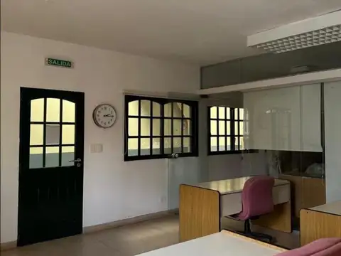 Galpon en Alquiler en Villa Sarmiento, USD 1.300