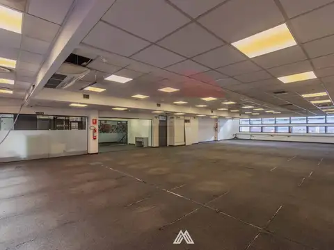 Oficina en Alquiler en Centro , $U 174.000