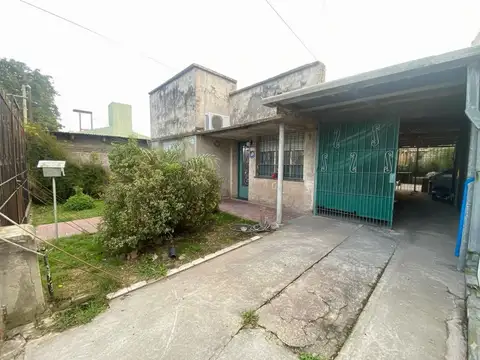 Calle 79 e/ 9 y 10 Villa Elvira 700