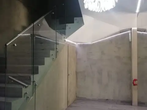 T A Le Breton 5100, Piso 3