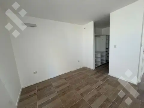 Casa en Alquiler con 1 cochera