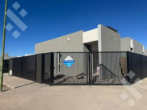 Casa 3 ambientes con 1 baño