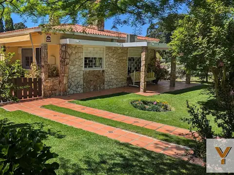 Casa en Venta en Atlántida, USD 239.000