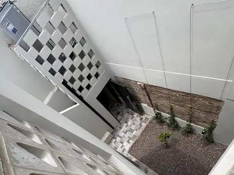 Departamento de pasillo en Echesortu