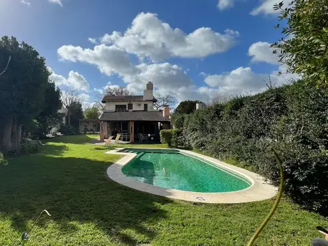 Casa en Venta Ing Maschwitz pileta dos lotes