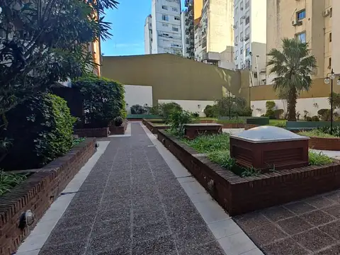 4 AMBIENTES | EN TORRE | BALCÓN AL FRENTE | JARDÍN | MUY LUMINOSO | SEGURIDAD 24 HS | BAJÍSIMAS EXPENSAS