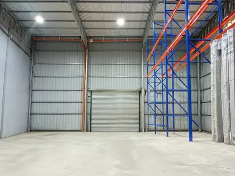 Excelente deposito corporativo 710 mtrs.2 Totales
