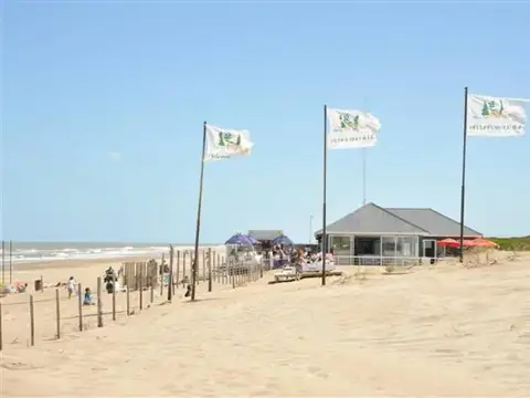 Terreno en Venta en Countries Y Barrios Cerrados en Pinamar, USD 55.000