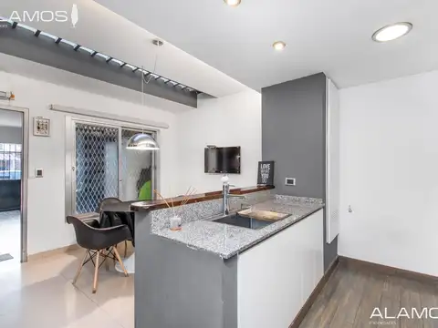 VENTA CASA 4 AMBIENTES EN RAMOS MEJÍA