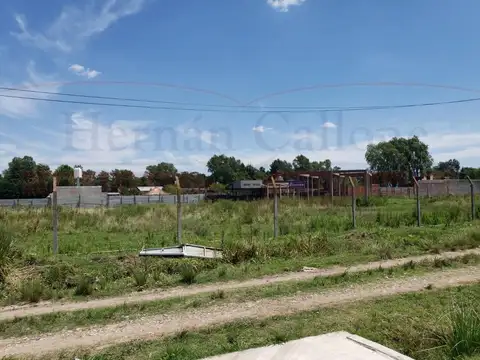 EXCELENTE LOTE DE 1.800 M² EN "BARRIO PARQUE CRUZ DEL SUR"