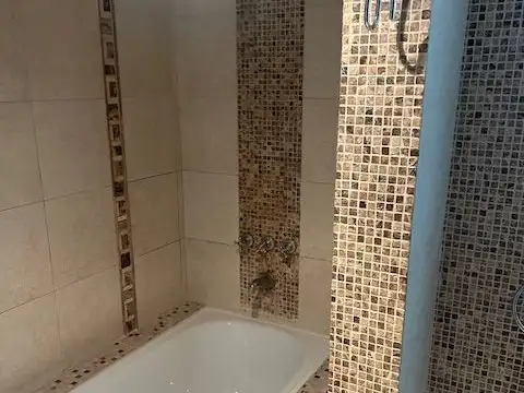 Departamento en Alquiler con 2 cocheras