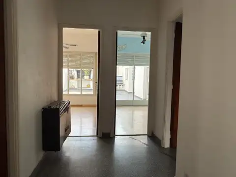 Departamento 4 ambientes con 2 baños