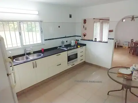 B Las Nazarenas Km 50,5 Parque 1003 m² Casa 2 plantas Pb 1dorm Pa 3d Suite Vestidor gran Quincho Pileta