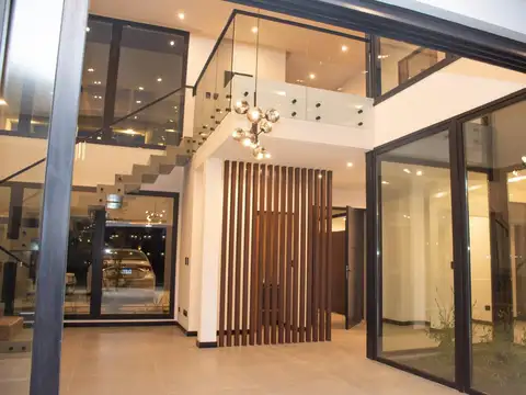 Casa a Estrenar LA PROVIDENCIA CANNING