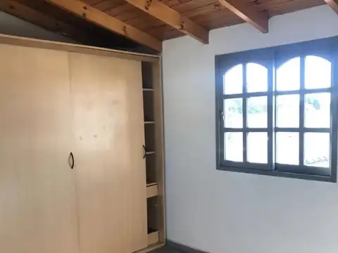 Casa en Alquiler en Villa Raffo, $ 1.700.000