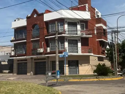 OPORTUNIDAD - INCREÍBLE ALQUILER TRIPLEX VILLA RAFFO