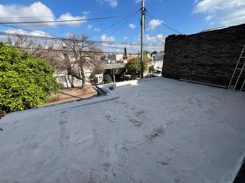 Sugasti 3400, casa de dos dormitorios + casa a refaccionar.