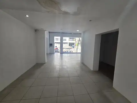 Local en Alquiler 60 años