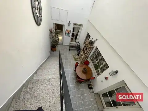 Casa 4 ambientes con 2 baños