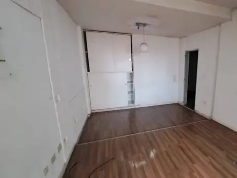 Depto Tipo Casa en Venta de 4 dormitorios